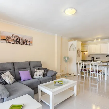 Apartamento Aircon Lovely 2 Bedroom Close To Ocean